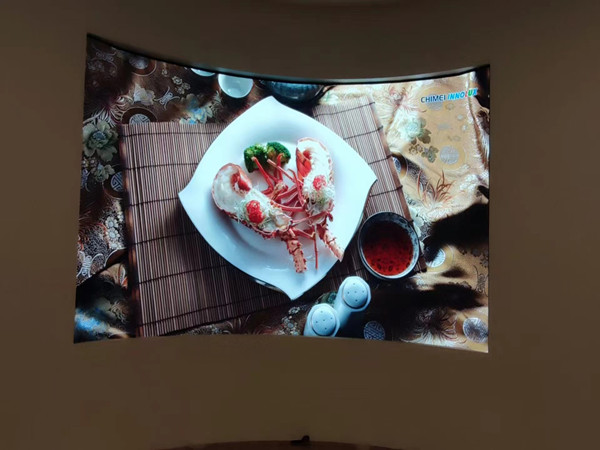 华龙室内P2.5弧形LED屏
